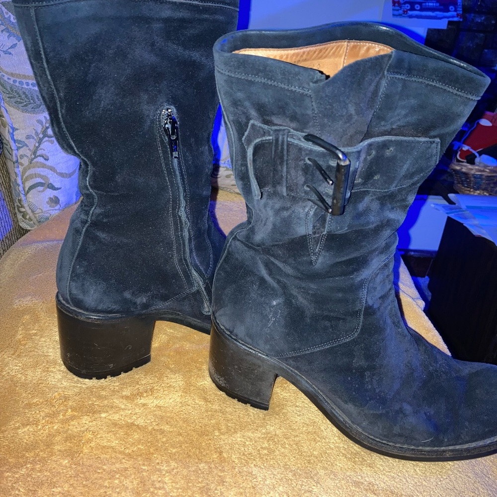 free lance merrell moc qform air cushion black boots with buckle and zipper.